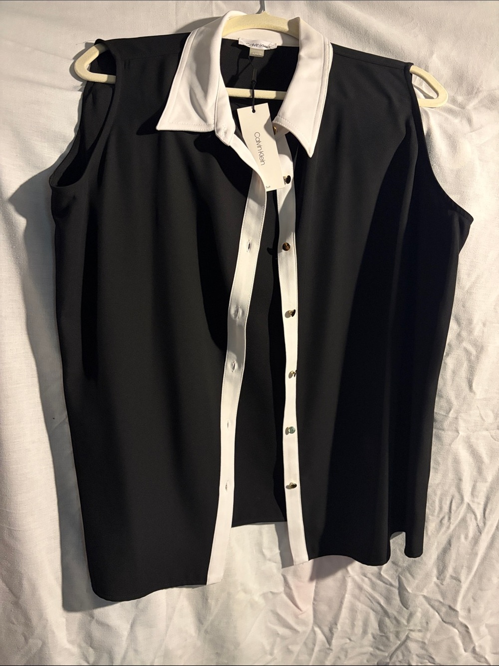 Calvin Klein Black Sleeveless Button-Down Top with White Collar